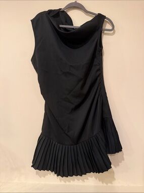 Commense Black Sleeveless Pleated-Hem Dress - Classic Women's Dress